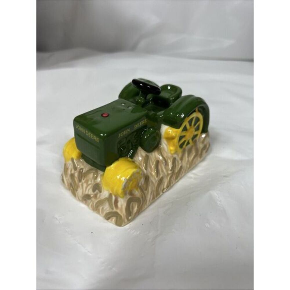 Vintage John Deere Tractor‎  Pepper Shakers Gibson Ceramic -